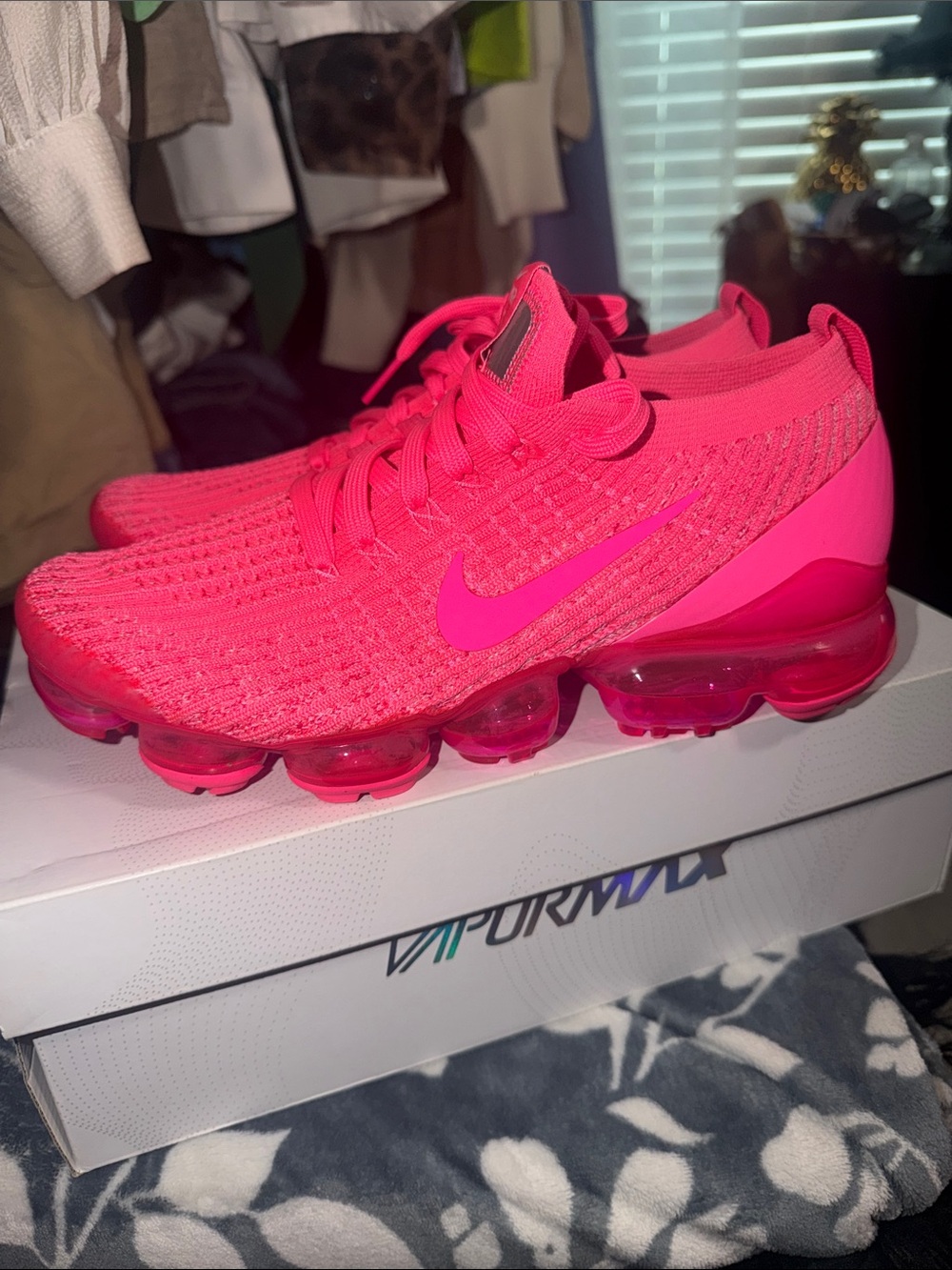 Nike Women's Hot Pink VaporMax Flyknit Sneakers